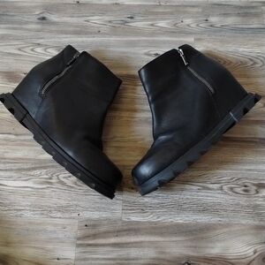 Sorel Joan of Arctic Wedge III Chelsea Leather Black Boots Shoes Women's Size 12